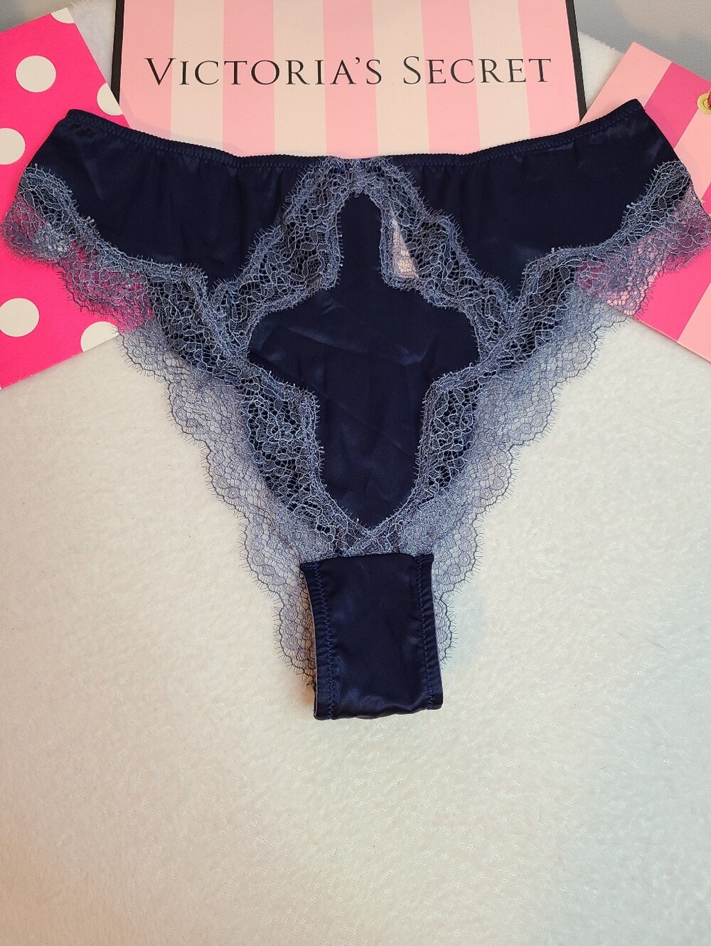 VS Dream Angels Smooth Satin Eyelash Lace Brazilian Cheeky Panty Size M